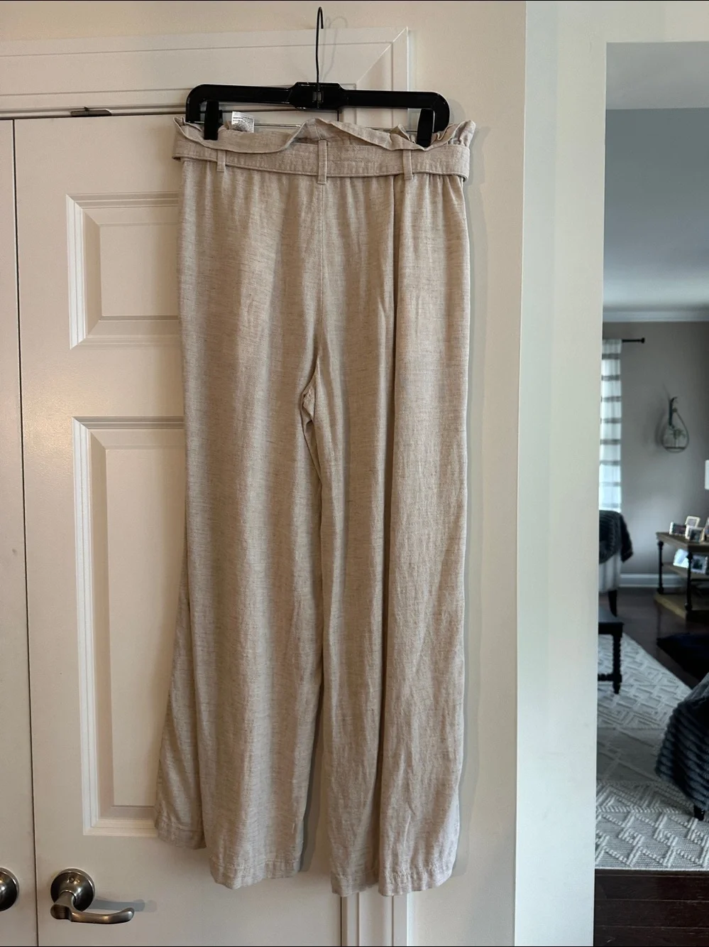 Banana Republic stylish neutral